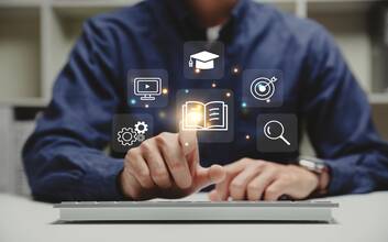 Digital Learning: Choosing the Right Learning Management System
